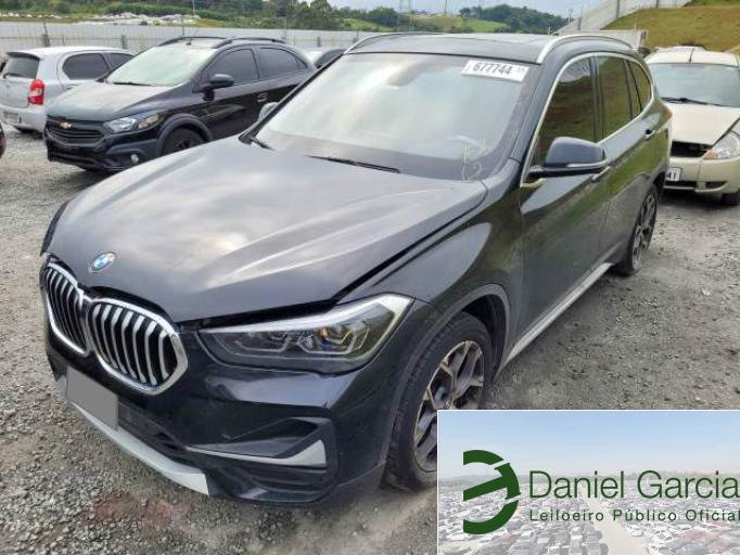 BMW X1 20/20